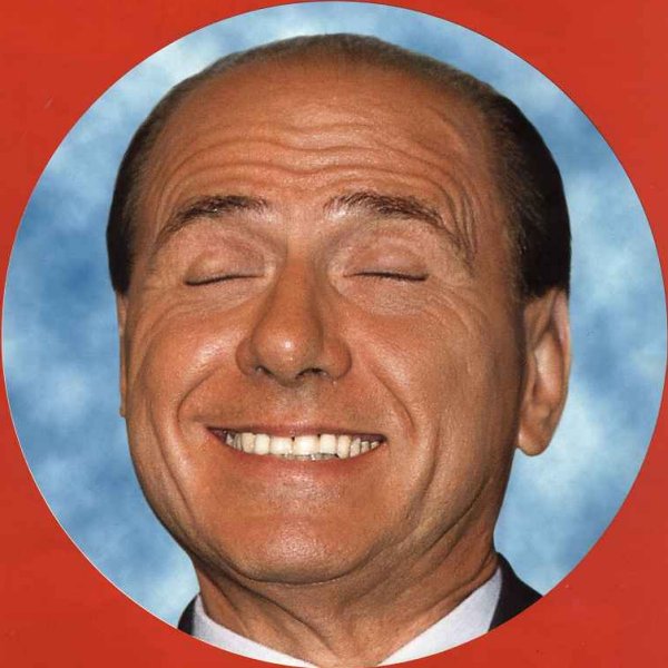 Berlusconi per dimenticare la crisi ?